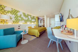 bluesun hotel berulia
