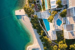 bluesun hotel berulia