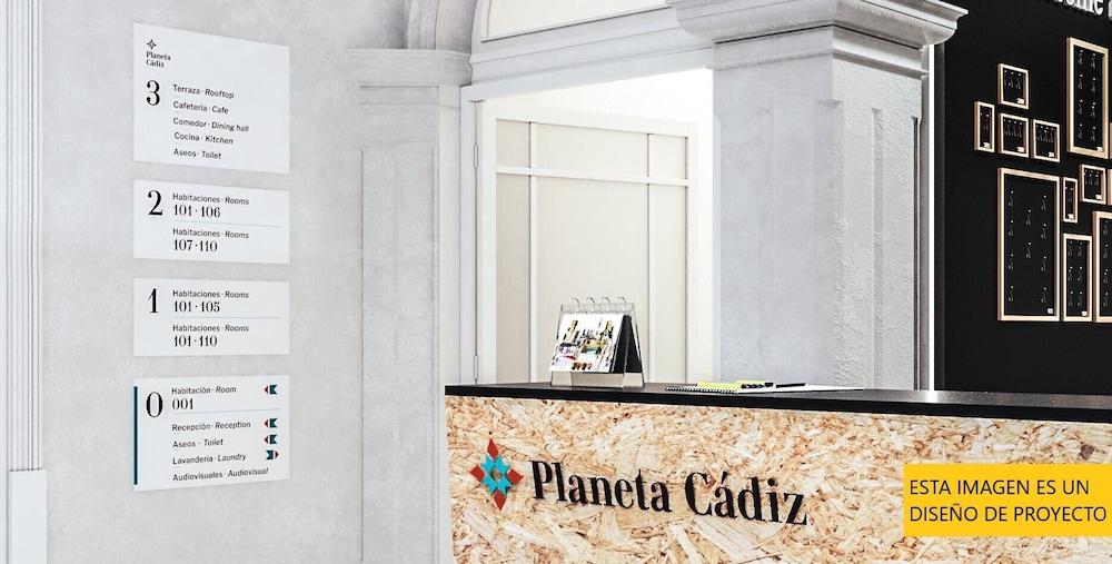 planeta cadiz hostel