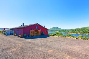 quiet mind mountain lodge retreat and spa