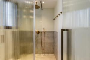 charisma hotel and wellness suites