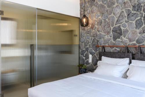 charisma hotel and wellness suites