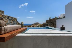 charisma hotel and wellness suites