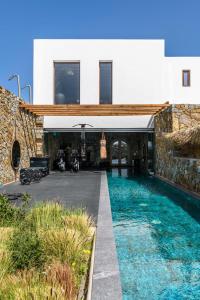 charisma hotel and wellness suites