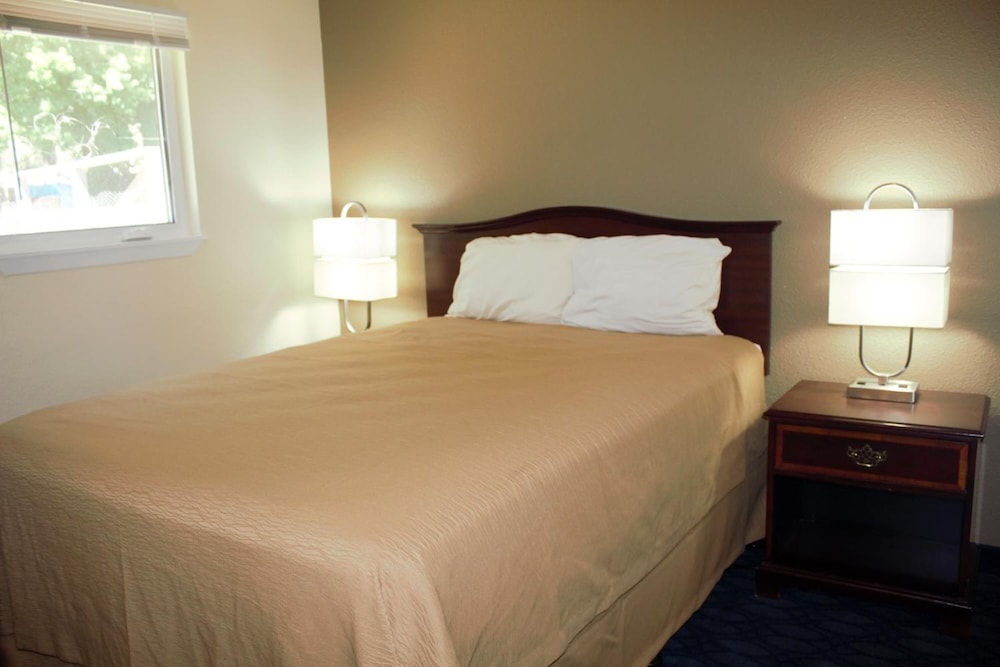 oregon trail inn and suites