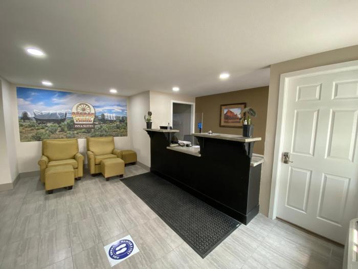 oregon trail inn and suites