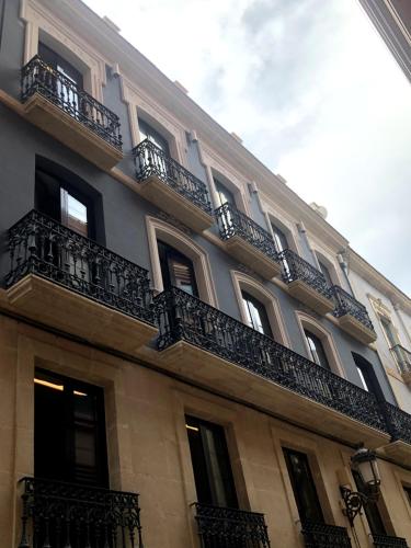 arenal suites alicante