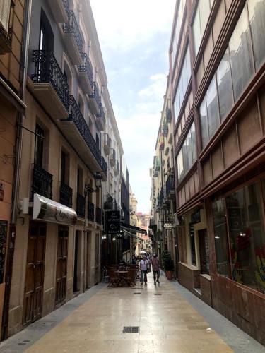 arenal suites alicante