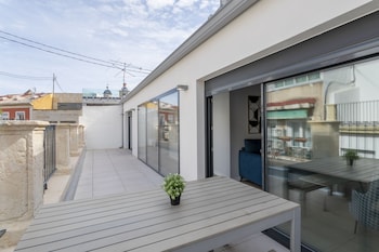 arenal suites alicante