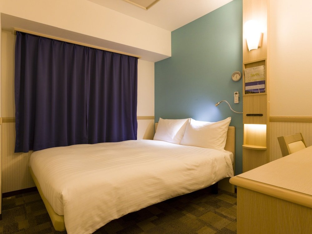 toyoko inn nara oji eki minami guchi