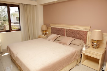 Okeanis Golden Resort,,1 star