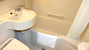 toyoko inn hamada eki kita guchi