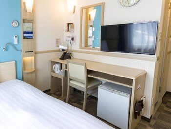 toyoko inn hamada eki kita guchi