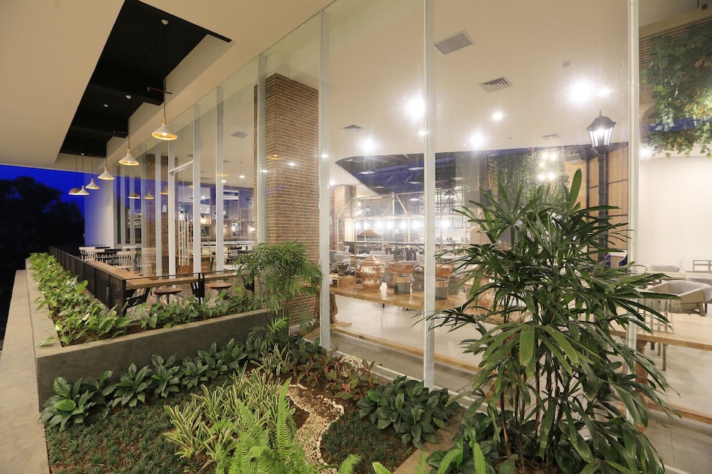 luminor hotel purwokerto