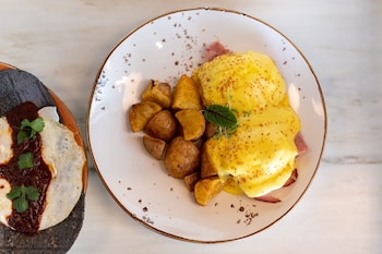 the ellison oklahoma city a tribute portfolio hotel