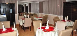 de brass suites hotel