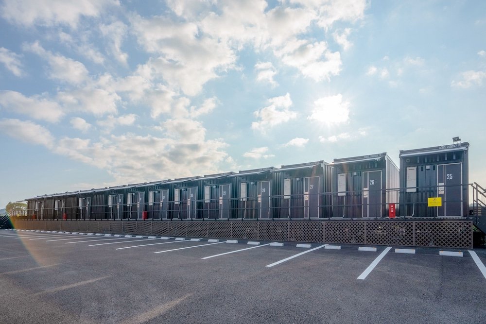 hotel r9 the yard isumi