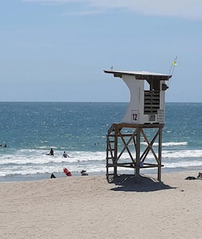 Surf Suites,Wrightsville Beach>>Wilmington,2.5 star