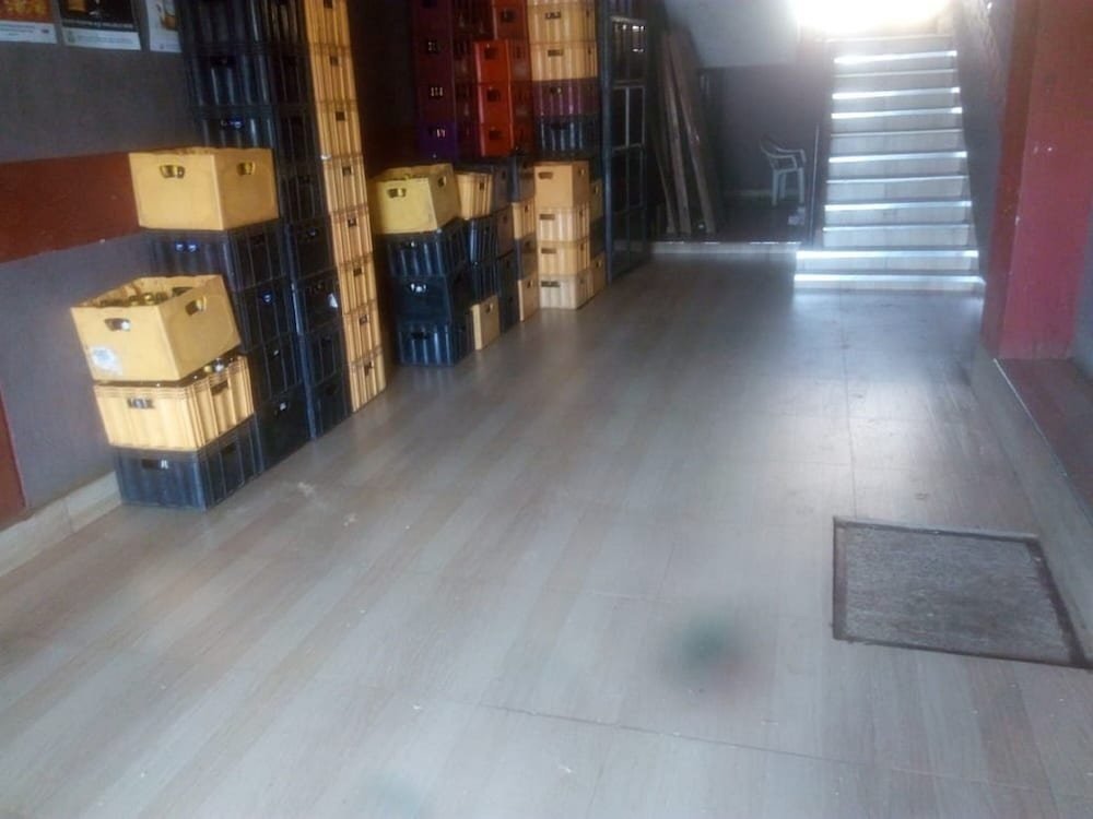 Club Icon Guest House,,2.5 star