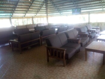 Rock Beach Resort,,2.5 star