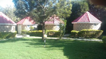 Look Up Guest House,,2.5 star