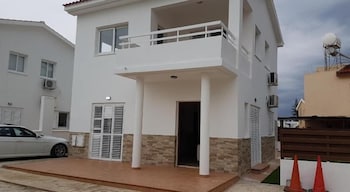 The Prestige Villa Kano,,3.5 star