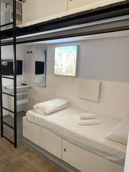 m pods malaga