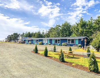 Pacific Dunes Resort,,2.5 star