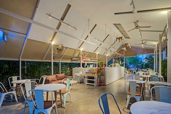 malaka hotel bandung