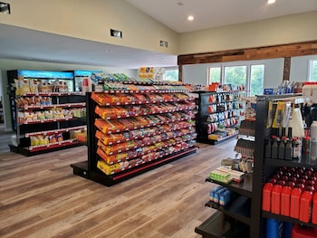 Lazy Dayz Resort,,3 star