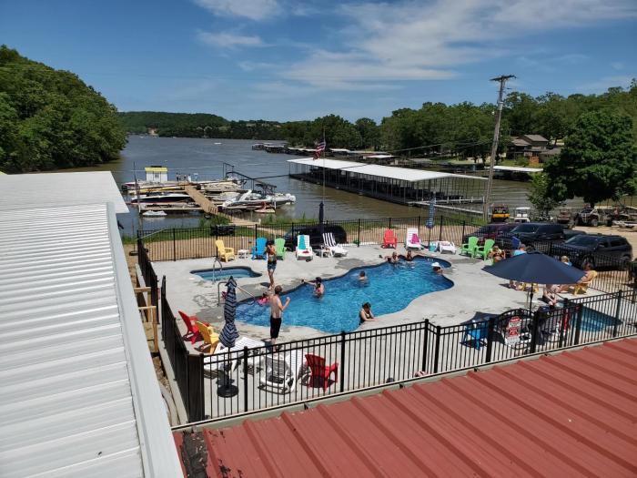 lazy dayz resort