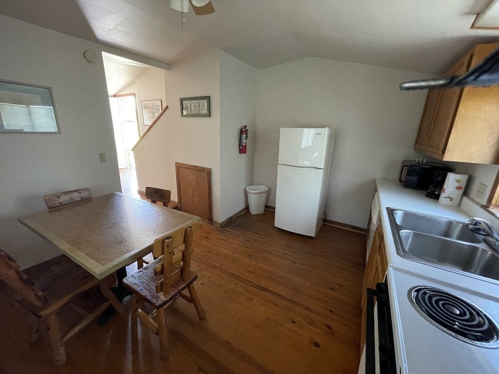 cedarvale cabins at turner falls