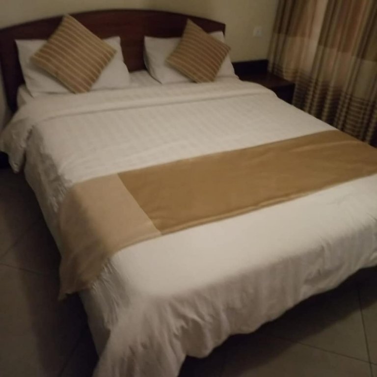 skyline hotel and suites