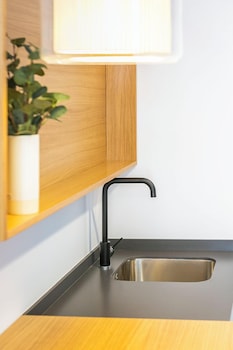 aquitania home suites