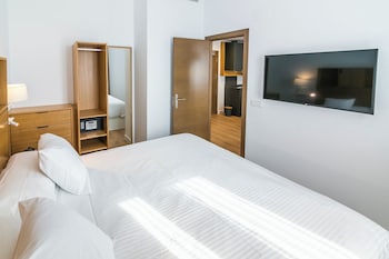 aquitania home suites