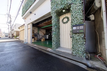 guest house gorilla