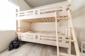 guest house gorilla