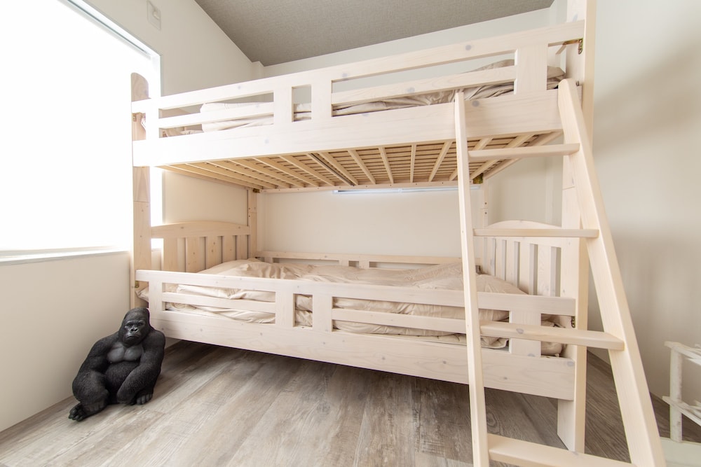 guest house gorilla