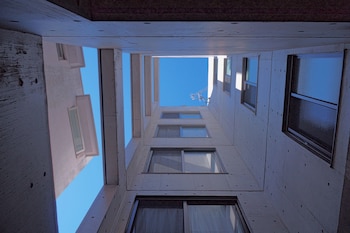 laffitte tokyo