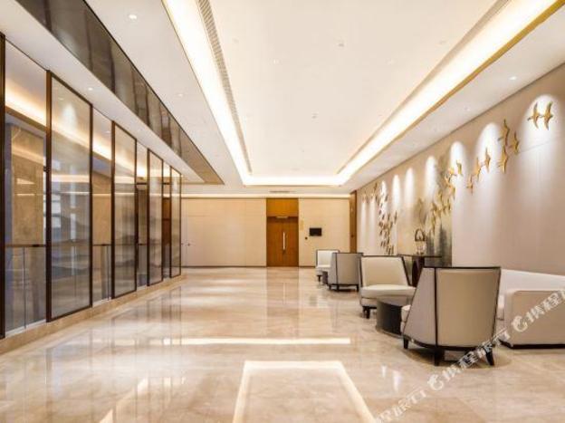 wuhan optics valley convention hotel