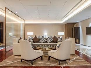 wuhan optics valley convention hotel