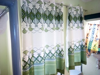 western guest lodge