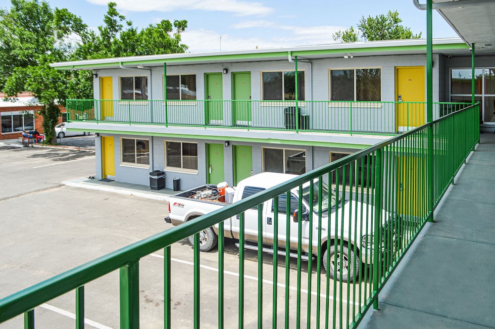 greeley university inn