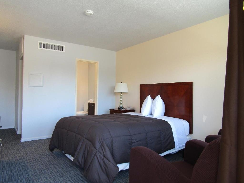 greeley university inn