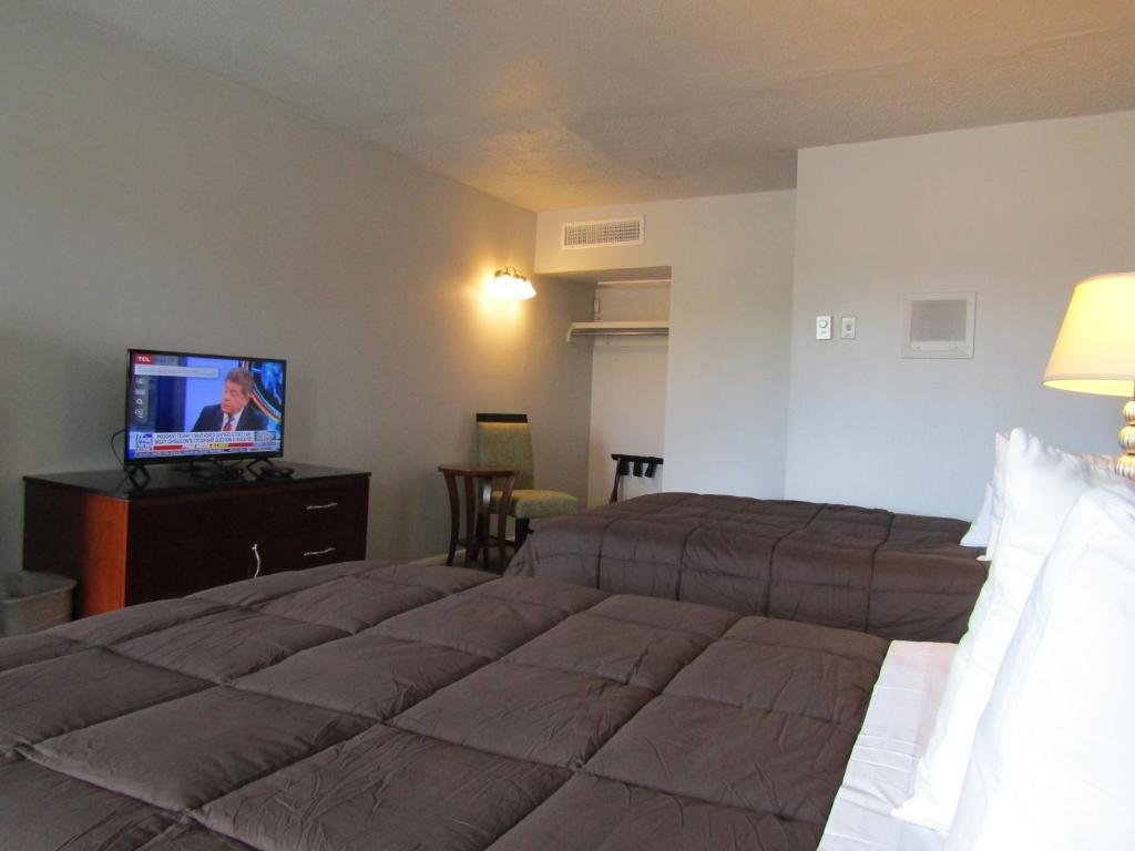 greeley university inn