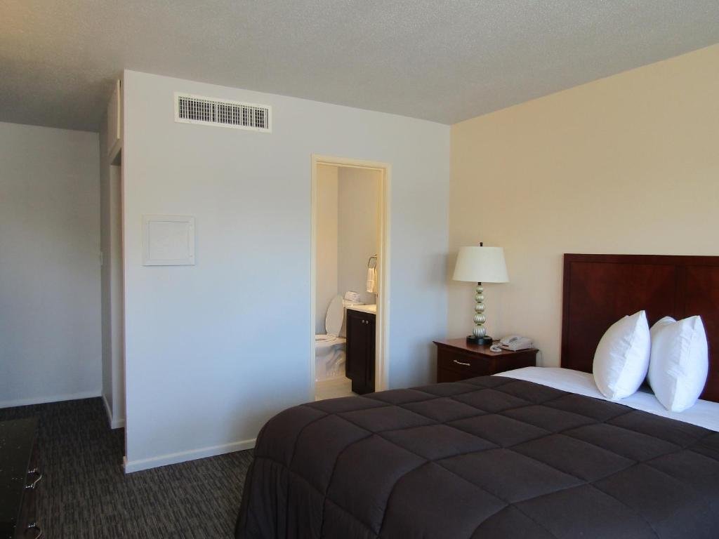 greeley university inn