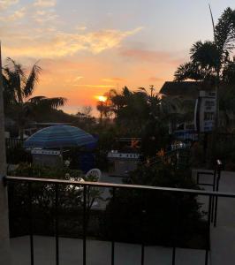 moonlight beach motel