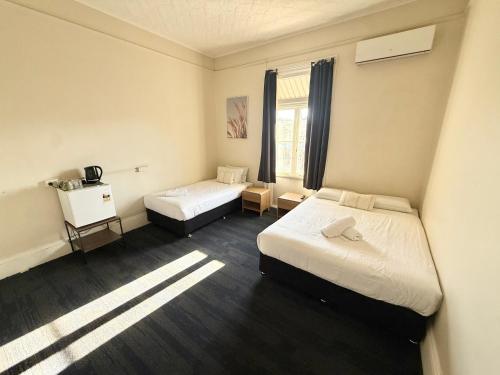 imperial hotel singleton