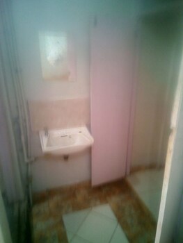 nyeri star rest and lodge