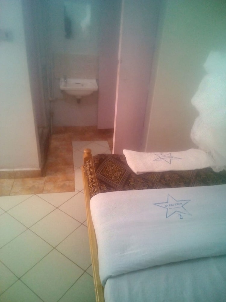 nyeri star rest and lodge